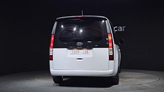 HYUNDAI STARIA 2021