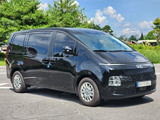HYUNDAI STARIA 2024