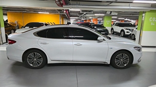 HYUNDAI GRANDEUR IG HYBRID 2019