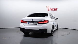 BMW 5-SERIES G30 2021
