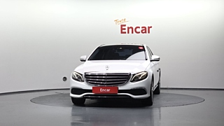 MERCEDES BENZ E-CLASS W213 2016