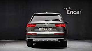 AUDI Q7 4M 2016