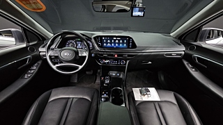 HYUNDAI SONATA DN8 2019