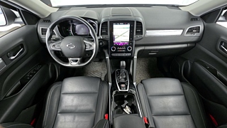 SAMSUNG QM6 2020