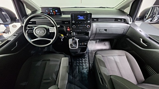 HYUNDAI STARIA 2021