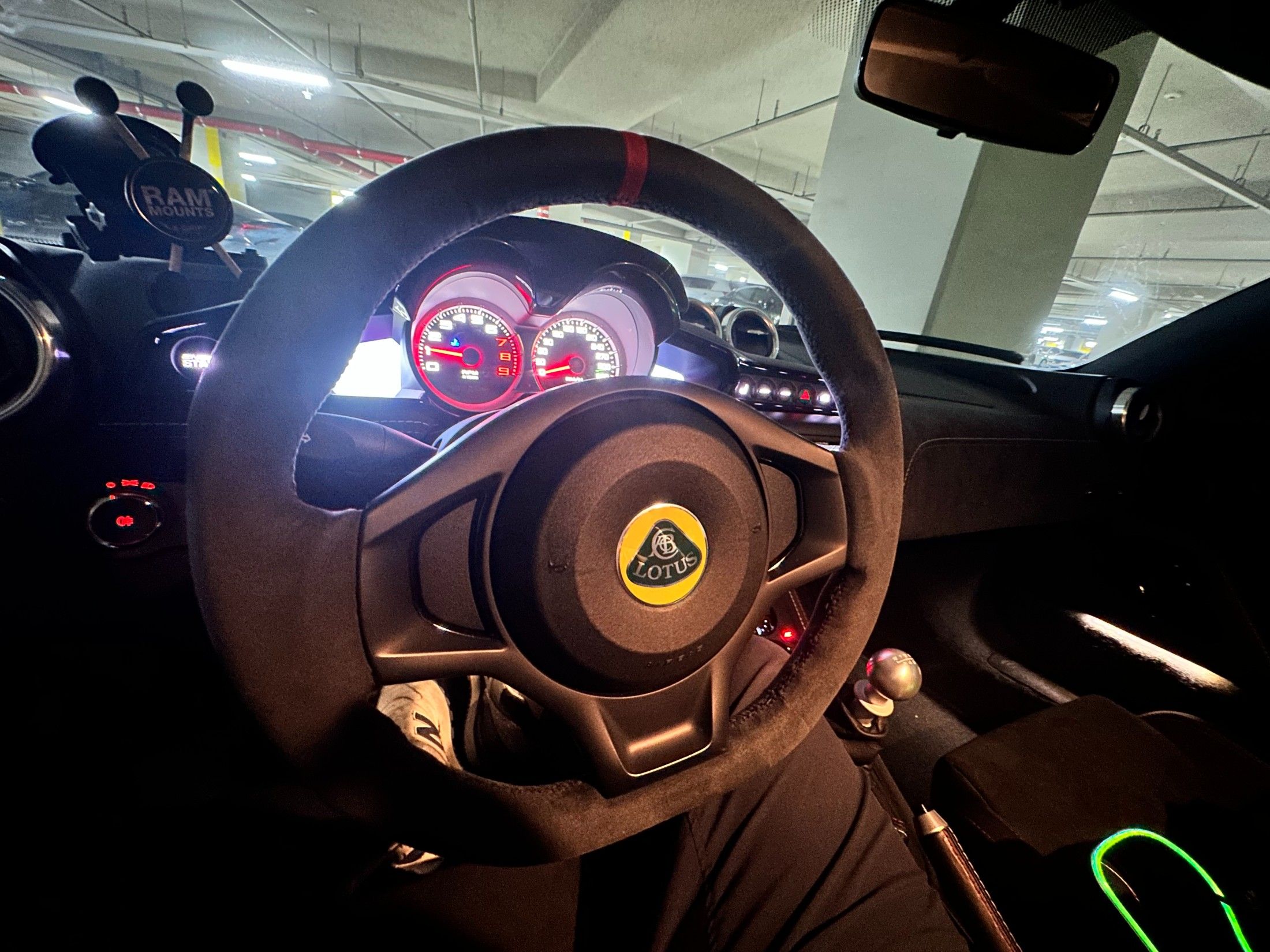 LOTUS EVORA 2021