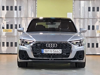 AUDI A8 D5 2023