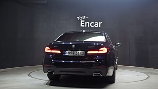 BMW 5-SERIES G30 2022