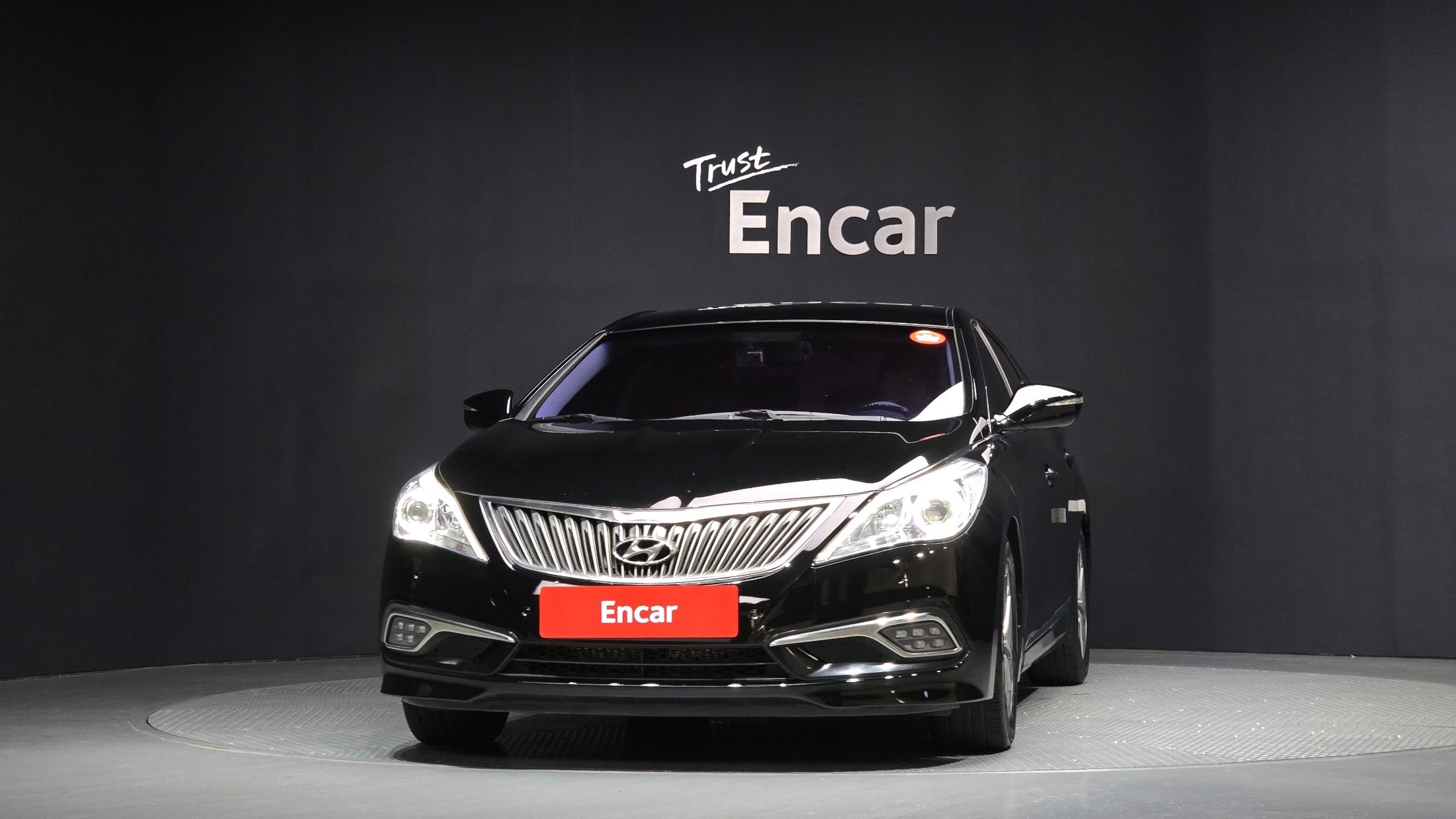 HYUNDAI GRANDEUR HG 2016