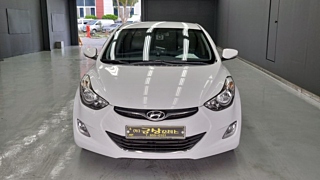 HYUNDAI AVANTE MD 2012