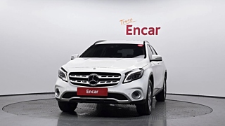 MERCEDES BENZ GLA-CLASS X156 2019