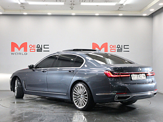 BMW 7-SERIES G11 2020