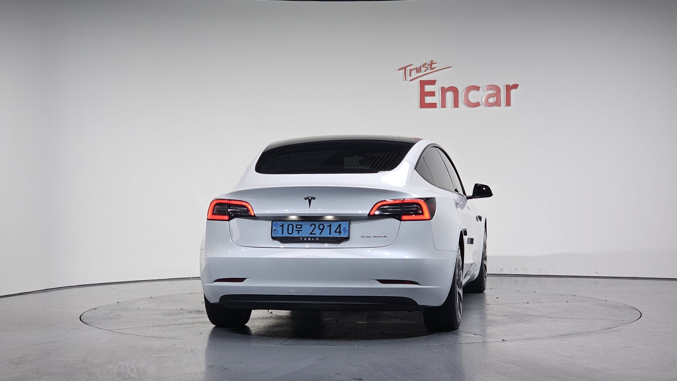 TESLA MODEL 3 2020