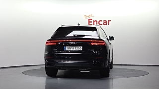 AUDI Q8 4M 2022