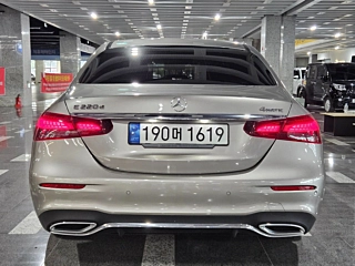 MERCEDES BENZ E-CLASS W213 2022