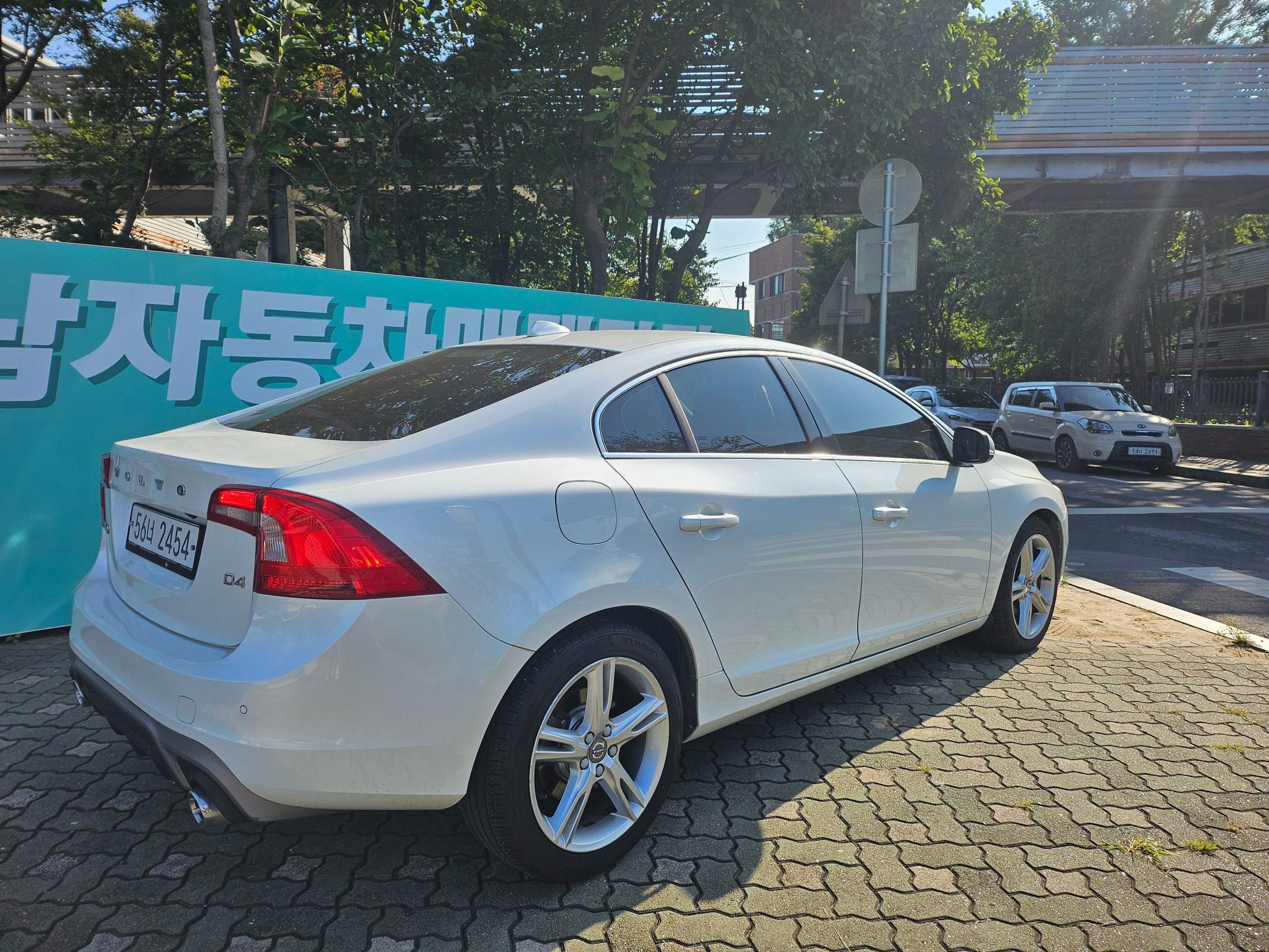 VOLVO S60 2016
