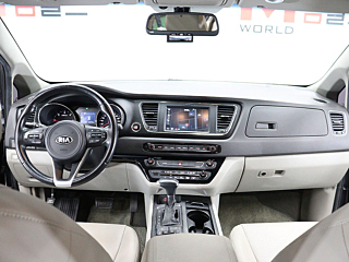 KIA CARNIVAL 2017