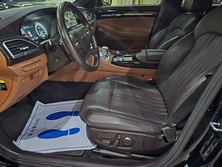 GENESIS G90 2021