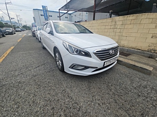 HYUNDAI SONATA LF 2016