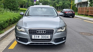 AUDI A4 2010