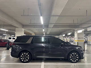 KIA CARNIVAL 2023