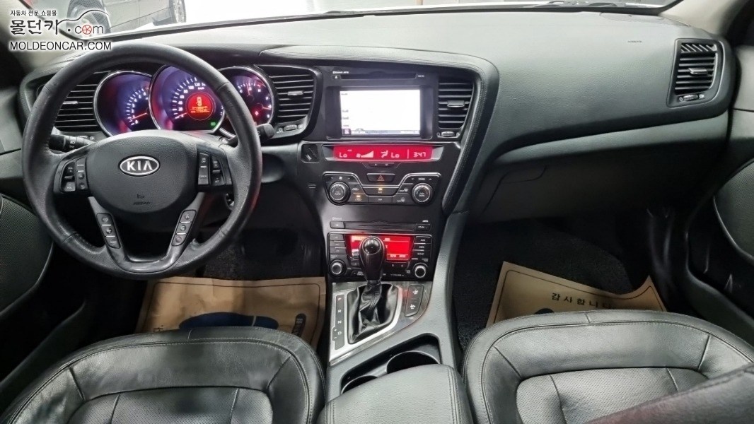 KIA K5 2011