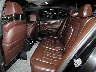 BMW 5-SERIES G30 2017