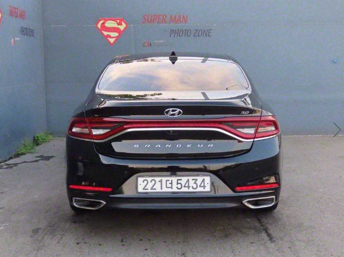 HYUNDAI GRANDEUR IG 2017