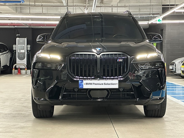 BMW X7 G07 2024
