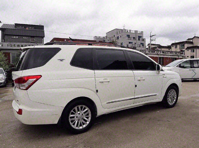 SSANGYONG KORANDO TURISMO 2013
