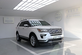 FORD EXPLORER 2018