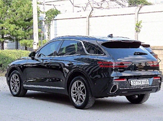 GENESIS GV70 2021