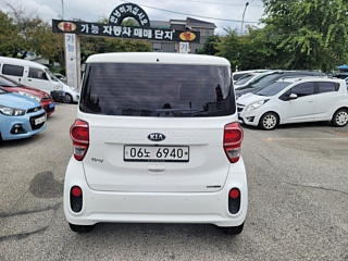 KIA RAY 2018