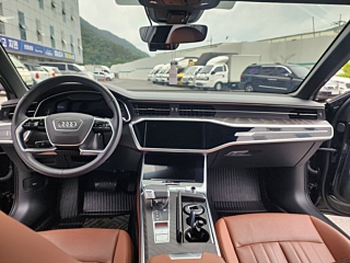 AUDI A6 C8 2023