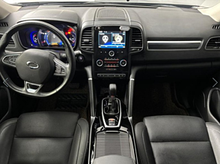 SAMSUNG QM6 2022