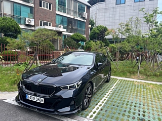 BMW 5-SERIES G60 2025