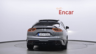 KIA STINGER 2017