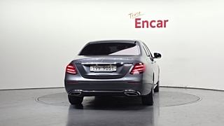 MERCEDES BENZ E-CLASS W213 2019