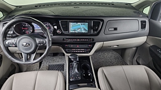 KIA CARNIVAL 2017