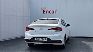 HYUNDAI AVANTE AD 2019