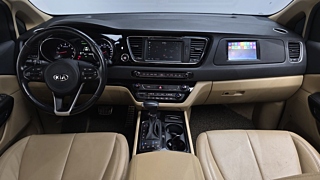 KIA CARNIVAL 2017