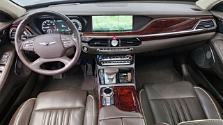 GENESIS EQ900 2016