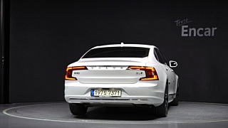 VOLVO S90 2021