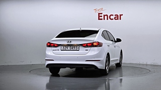 HYUNDAI AVANTE AD 2016
