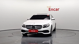 MERCEDES BENZ E-CLASS W213 2020