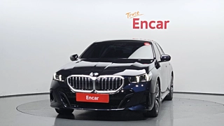 BMW 5-SERIES G60 2025