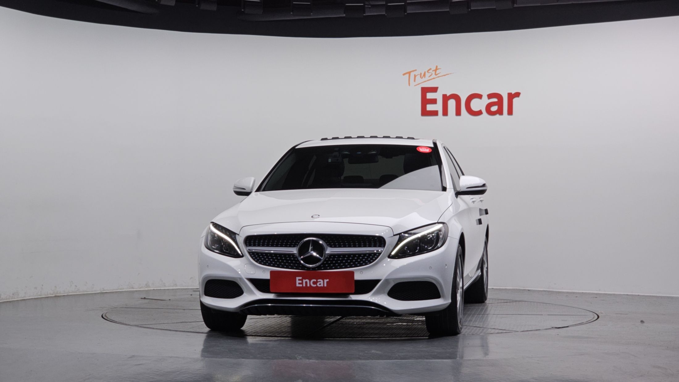 MERCEDES BENZ C-CLASS W205 2016