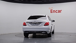 MERCEDES BENZ C-CLASS W205 2016