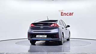 HYUNDAI IONIQ HYBRID 2018