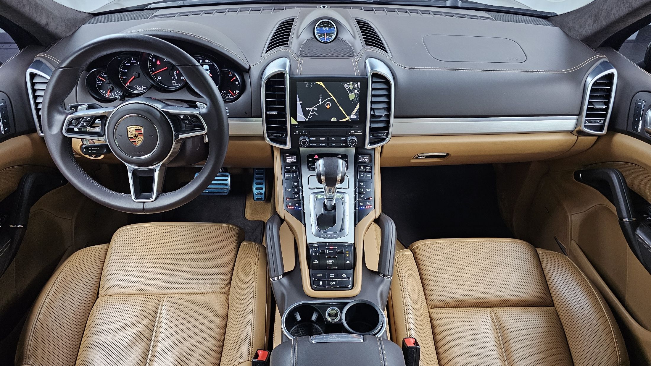PORSCHE CAYENNE 2017